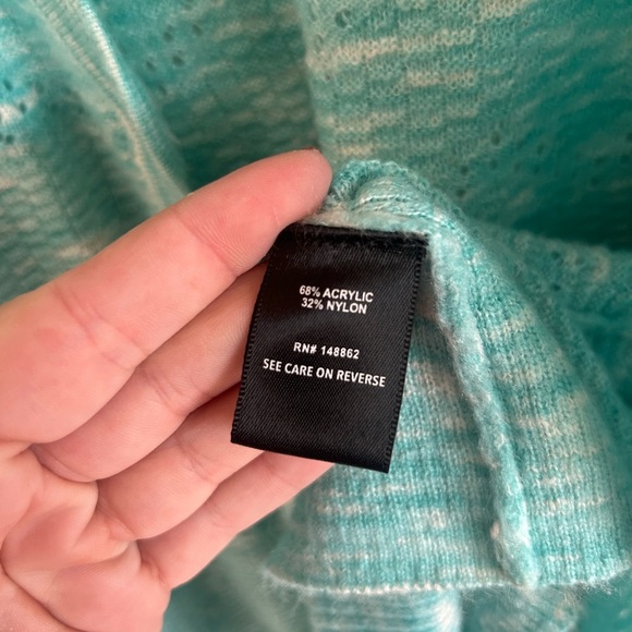 Torrid Size 3 (3X) SHORT SLEEVE CARDIGAN SWEATER - LIGHT BLUE, button up - Picture 5 of 8